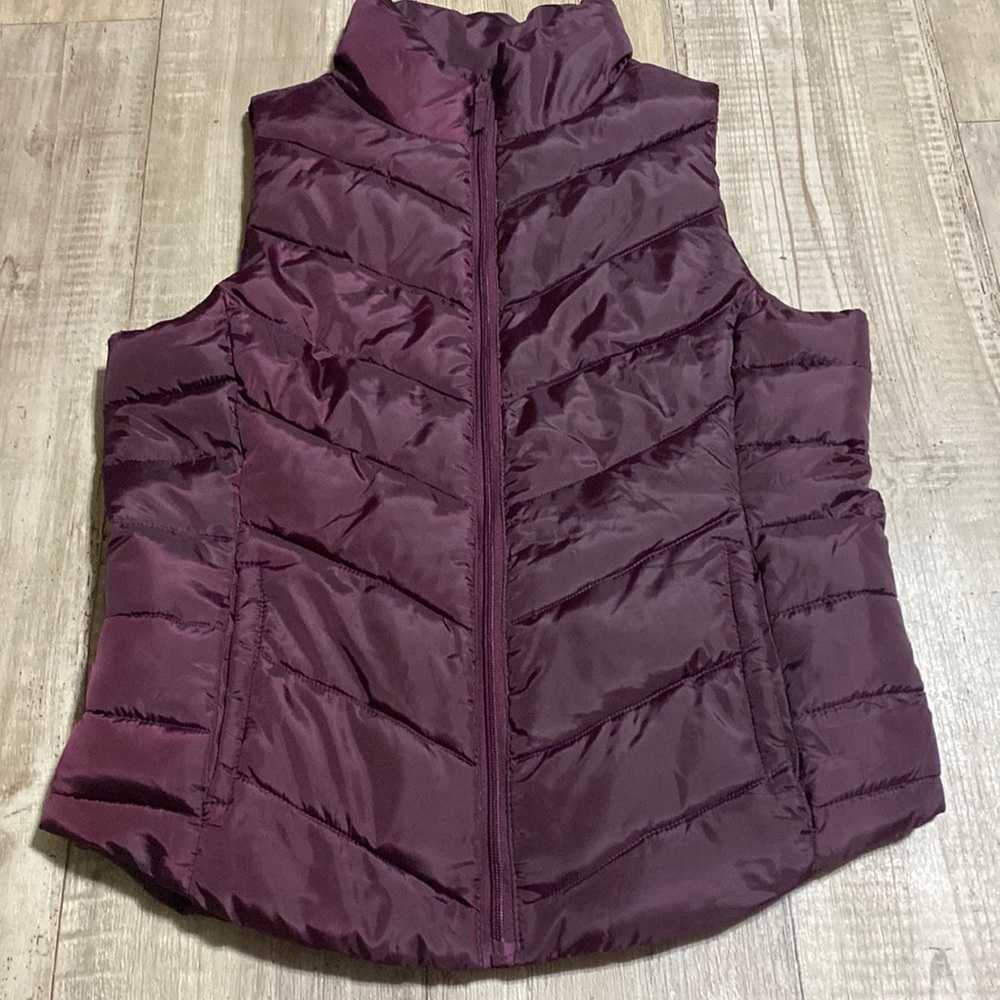 Women’s Puffer Vest